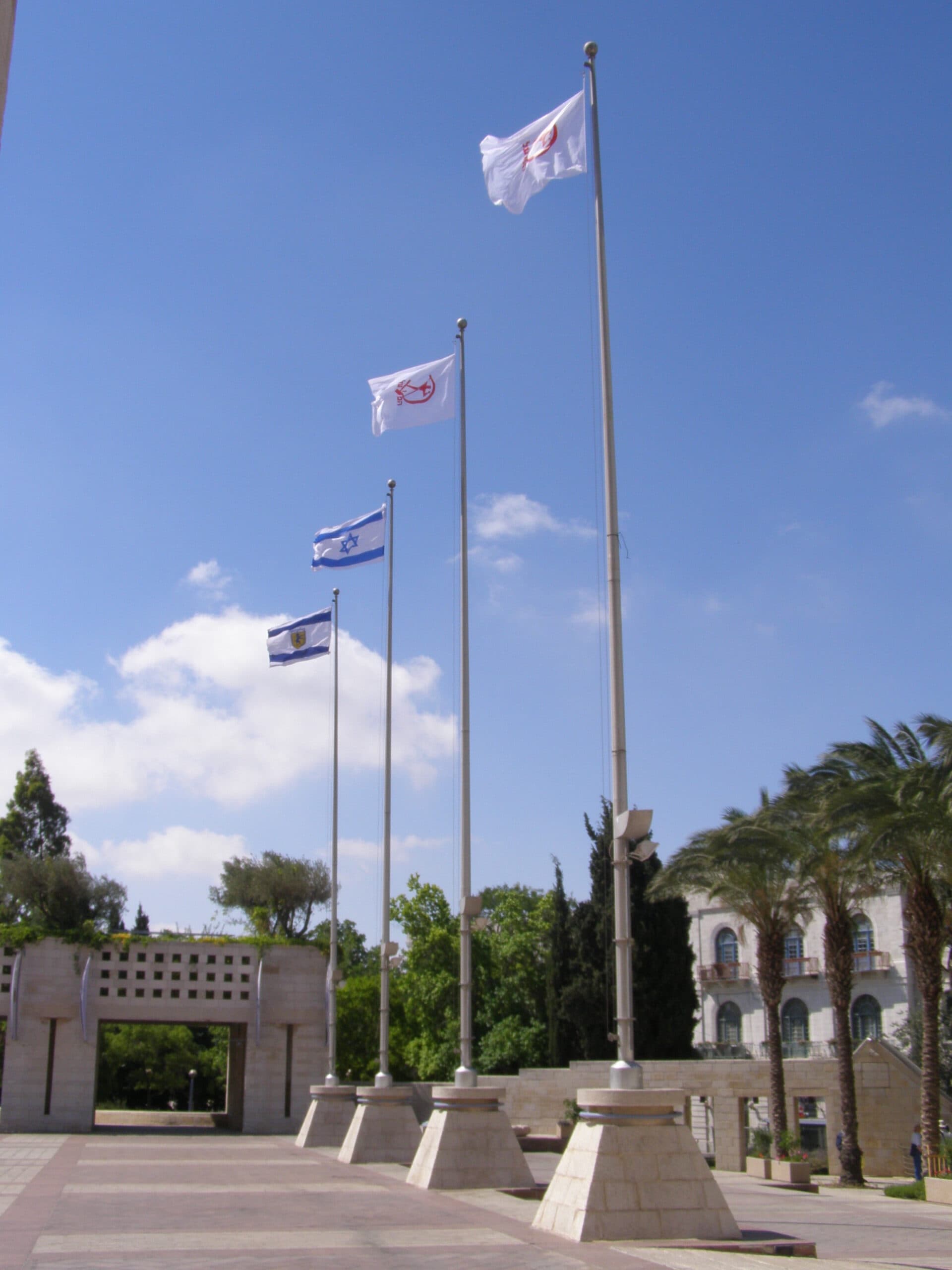 סיטי ממליץ קנייה על הפועלים במחיר יעד 88 שקל