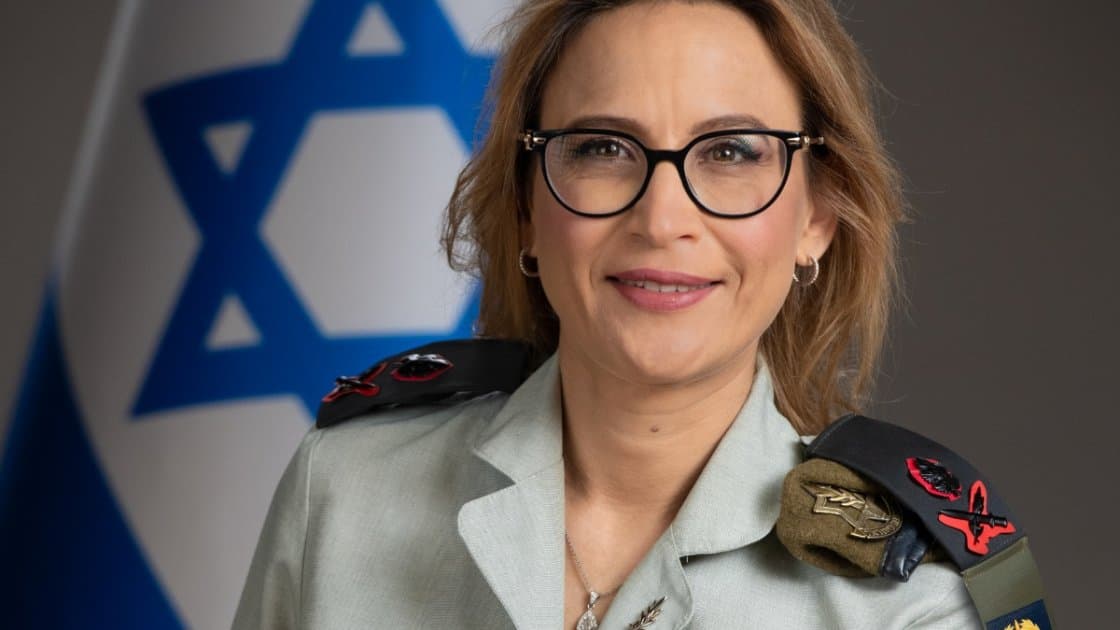 האוצר עצר תגמולי פרישה לפצ"רית המודחת